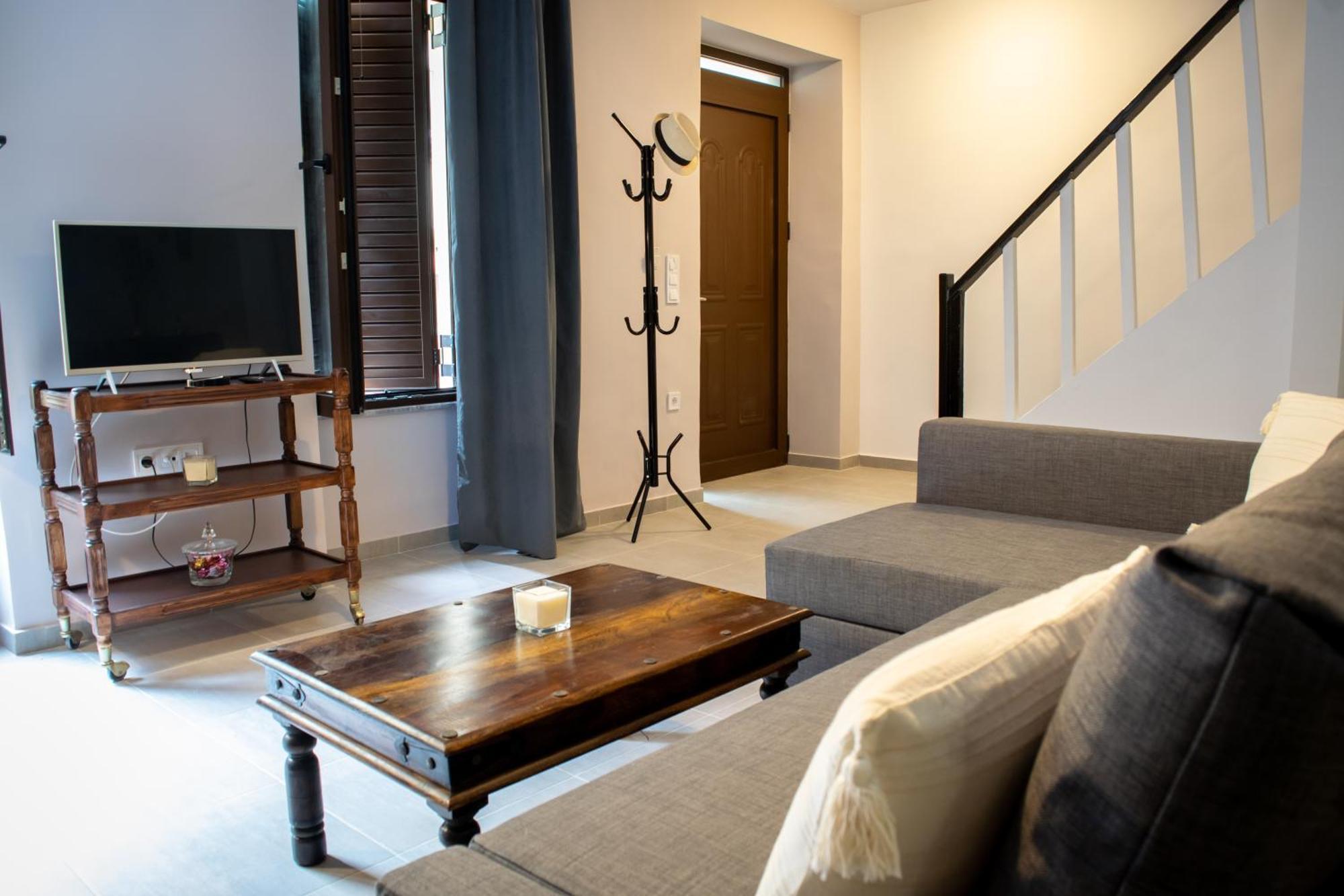 Selini Apartment Nafplio Exterior photo